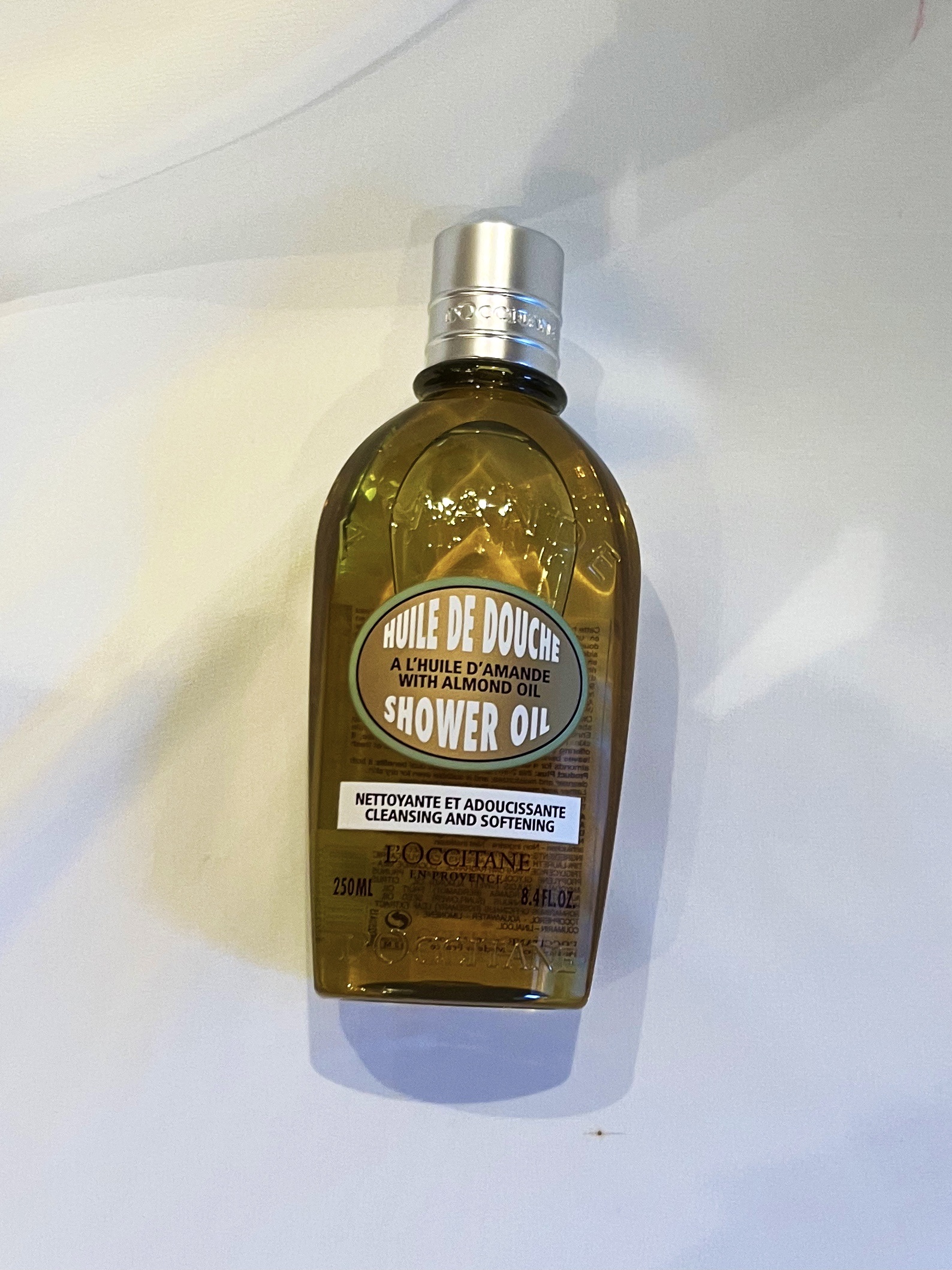 アーモンド モイスチャライジングシャワーオイル/L'OCCITANE/ボディソープを使ったクチコミ（1枚目）