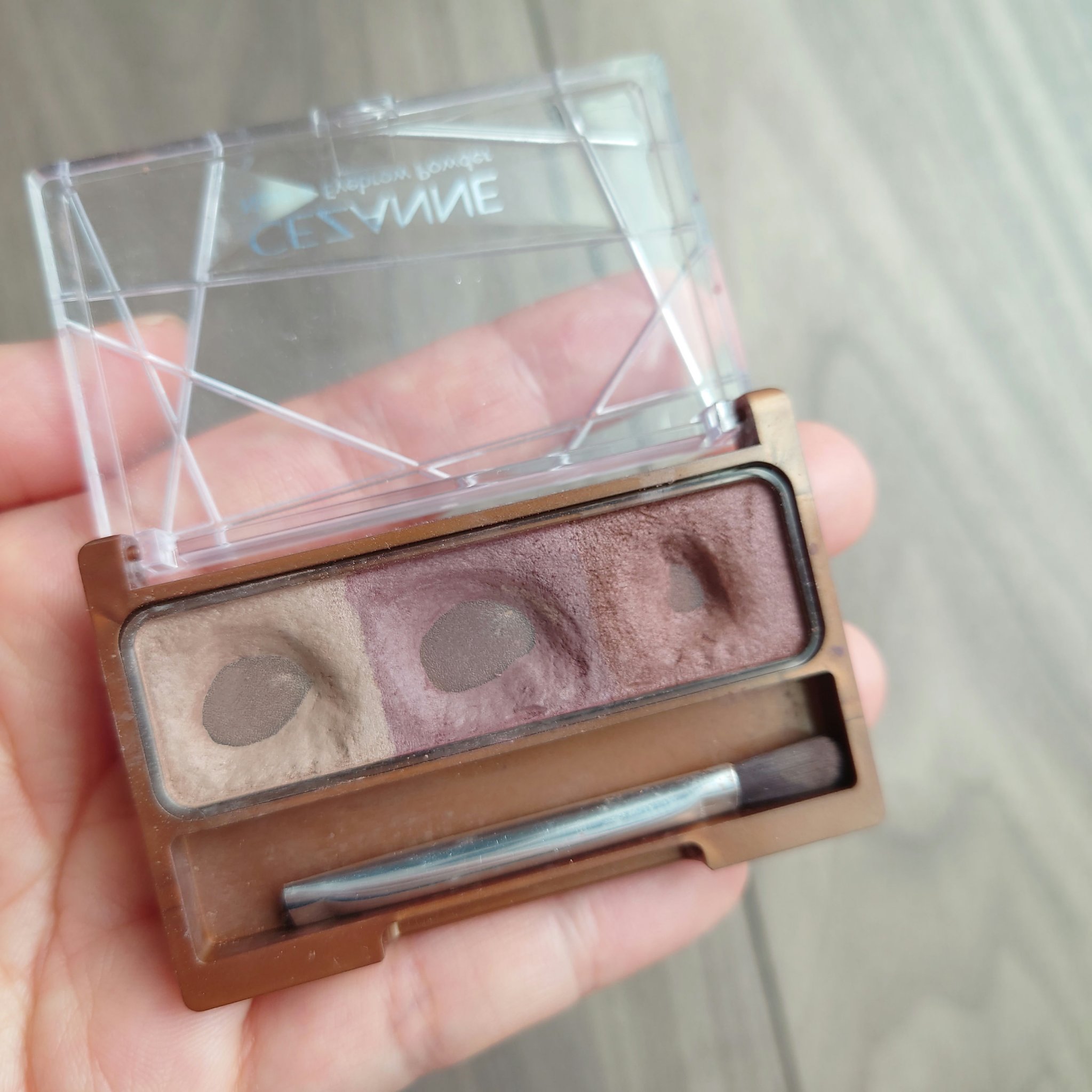 ノーズ＆アイブロウパウダー/CEZANNE/パウダーアイブロウを使ったクチコミ（3枚目）