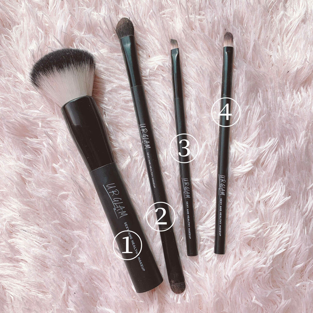 UR GLAM　CHEEK BRUSH/U R GLAM/メイクブラシを使ったクチコミ（2枚目）