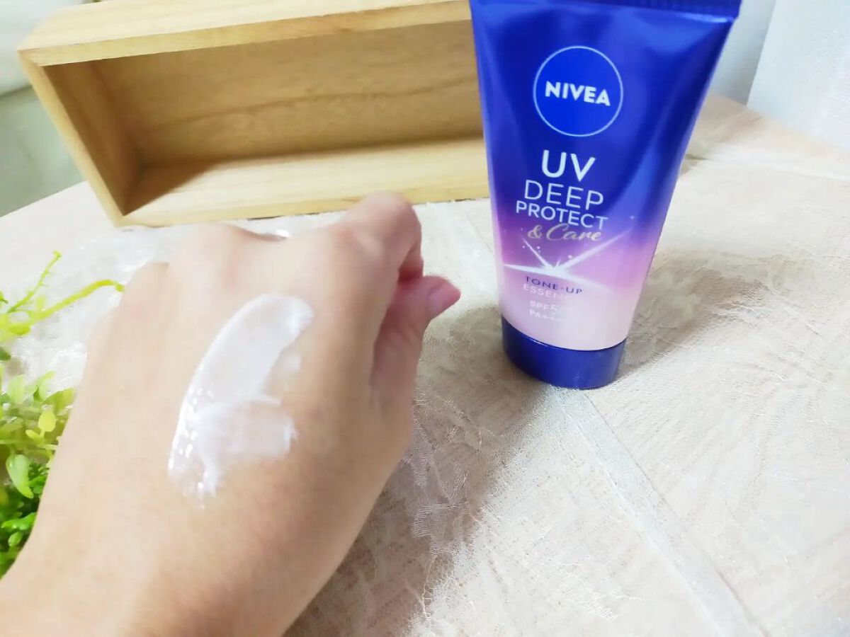 ニベアUV ディープ プロテクト＆ケア トーンアップ エッセンス/ニベア/日焼け止めローションを使ったクチコミ（3枚目）