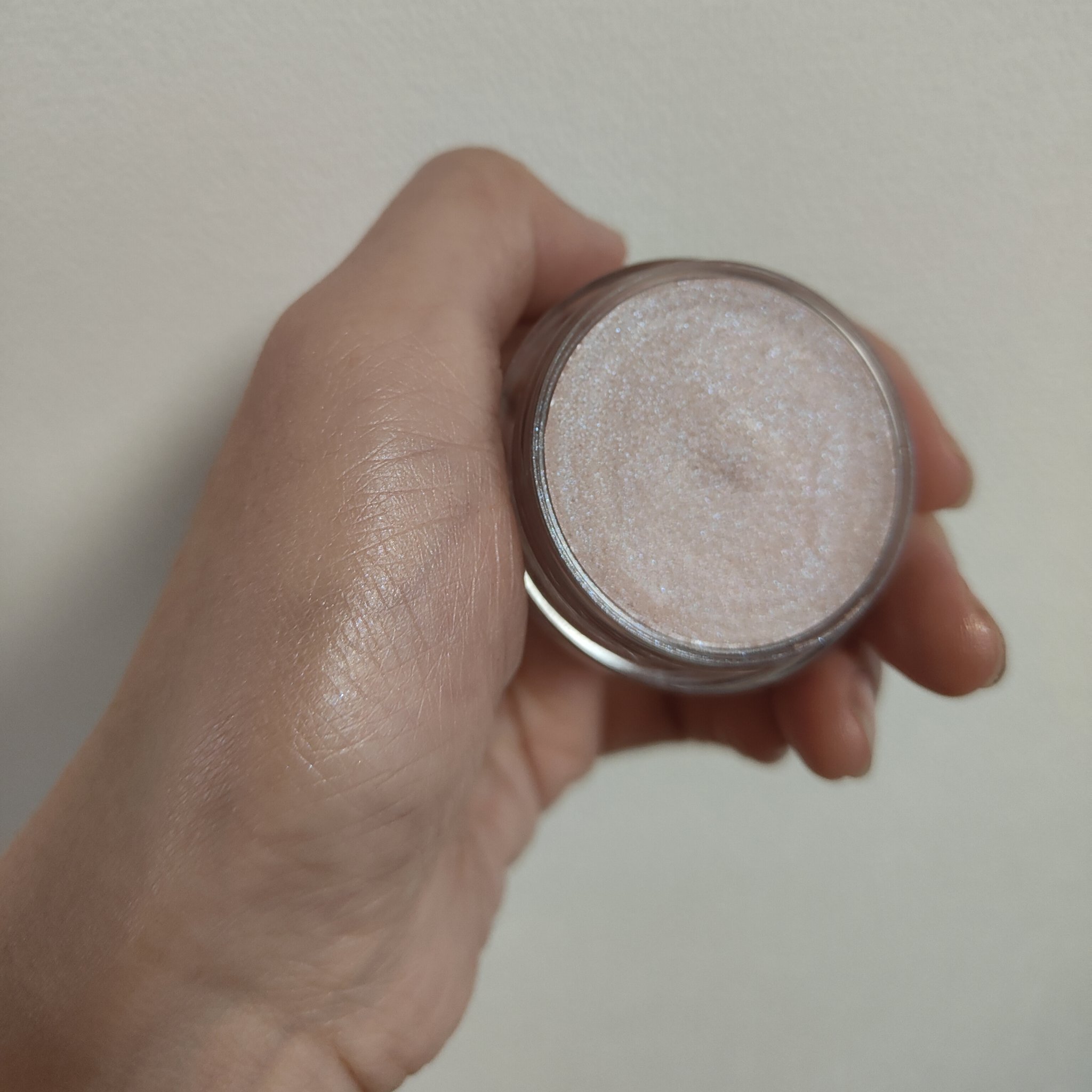 オサジ ニュアンス スキンエフェクター/OSAJI/クリーム・エマルジョンファンデーションを使ったクチコミ（1枚目）