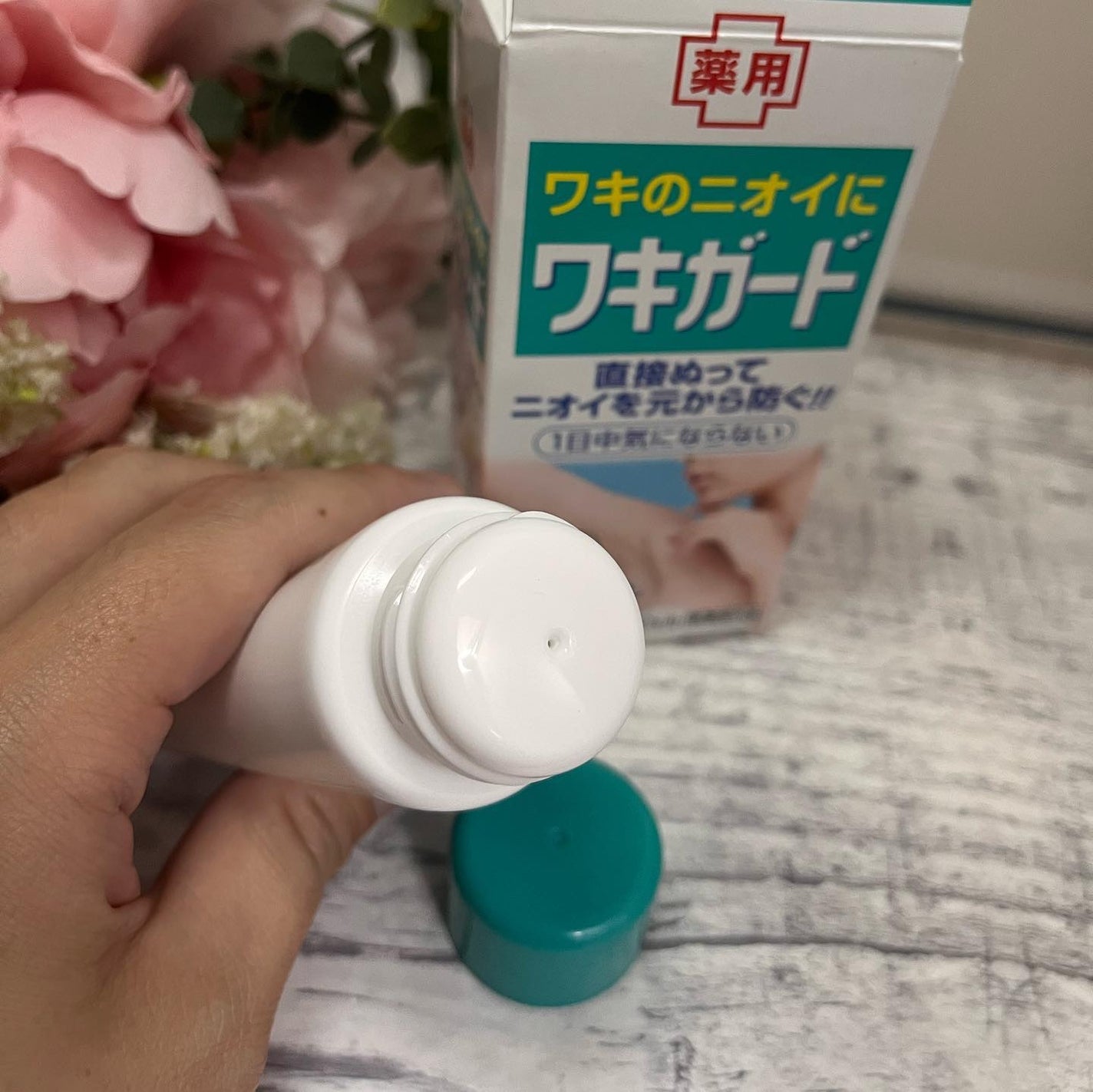しろこ on LIPS 「小林製薬より販売されているワキガードをお試しです♪直接塗ってニ..」(2枚目)
