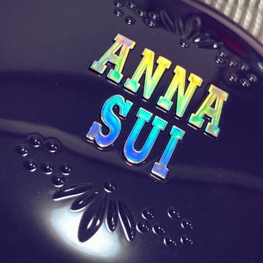 ANNA SUI ブライトニング パウダーのクチコミ「某内科・皮膚科の先生がいいとおっしゃっていたので即購入！
肌の凹凸が綺麗にカバー出来る◎
これ.....」（2枚目）