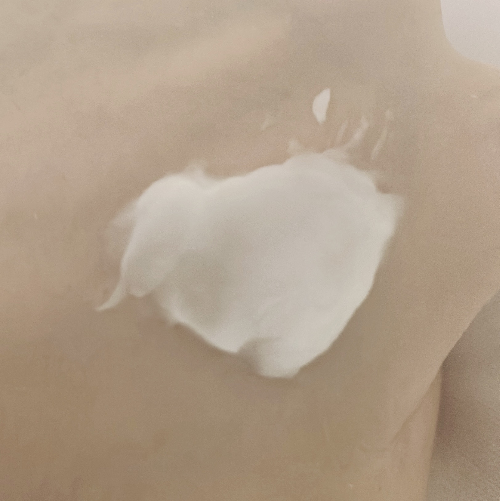 4GFアイクリーム/manyo/アイケア・アイクリームを使ったクチコミ（3枚目）