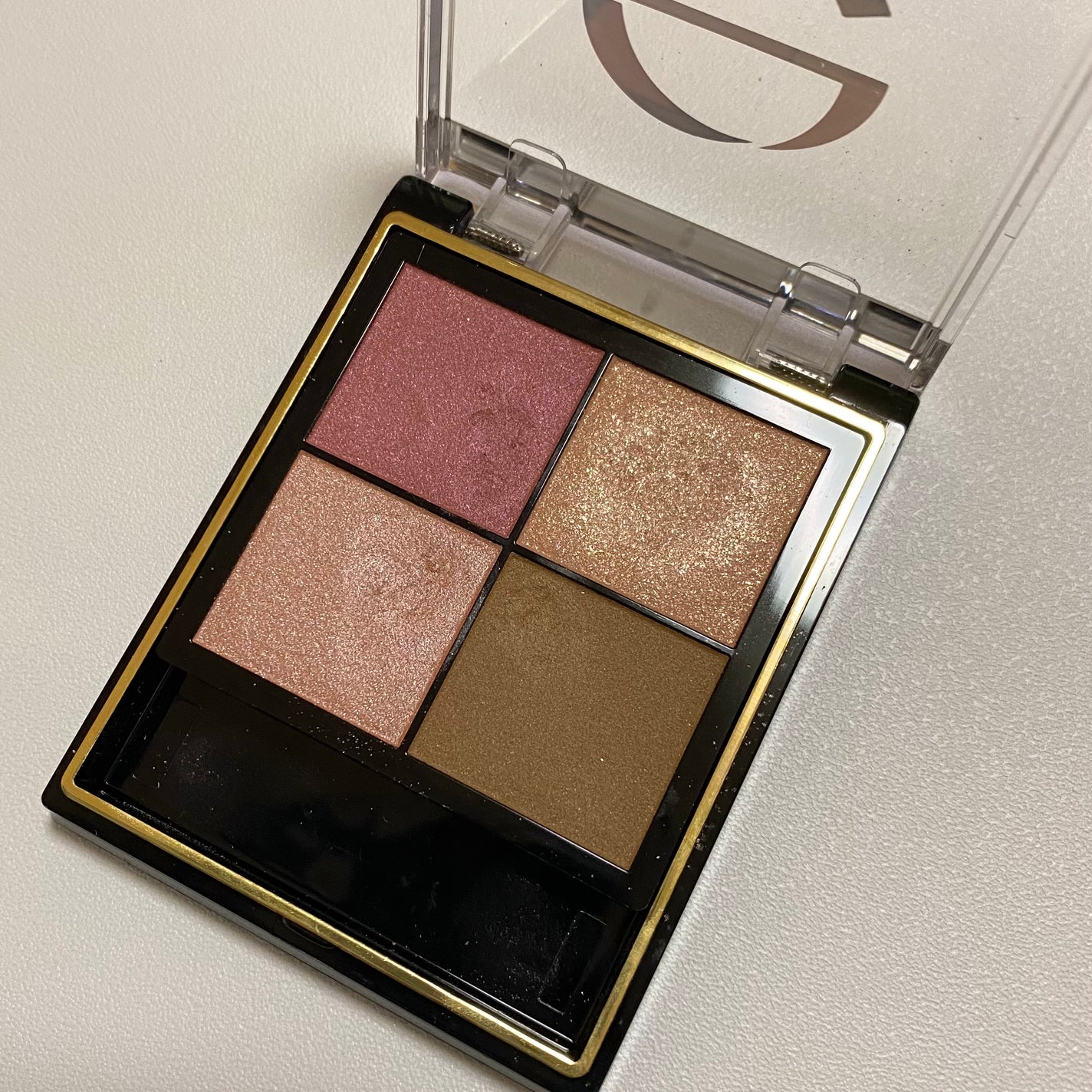 リアルクローズシャドウ/excel/アイシャドウパレットを使ったクチコミ(2枚目)