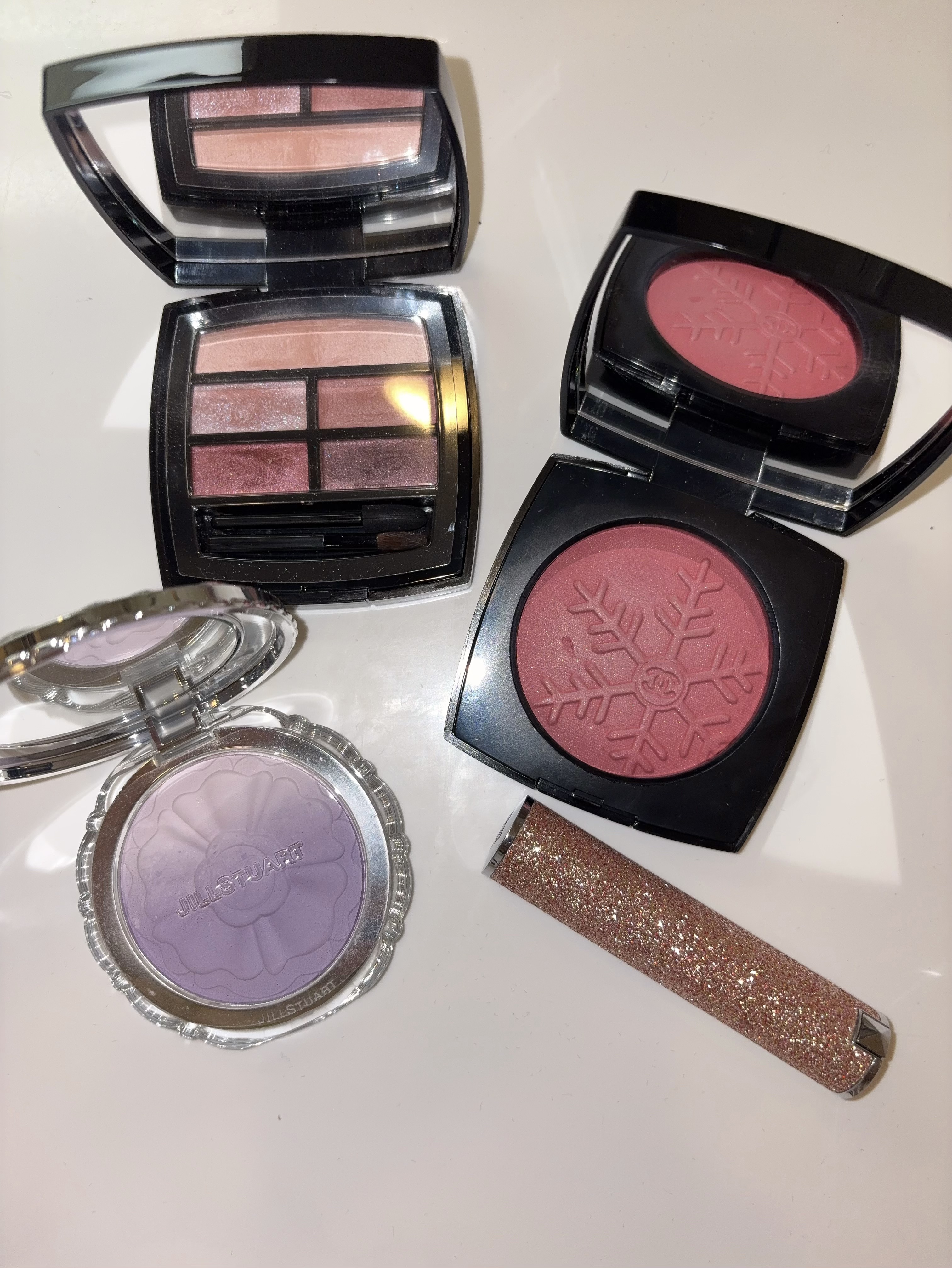 レ ベージュ ヘルシー グロウ ブラッシュ モーヴ グラッセ/CHANEL/パウダーチークを使ったクチコミ（3枚目）