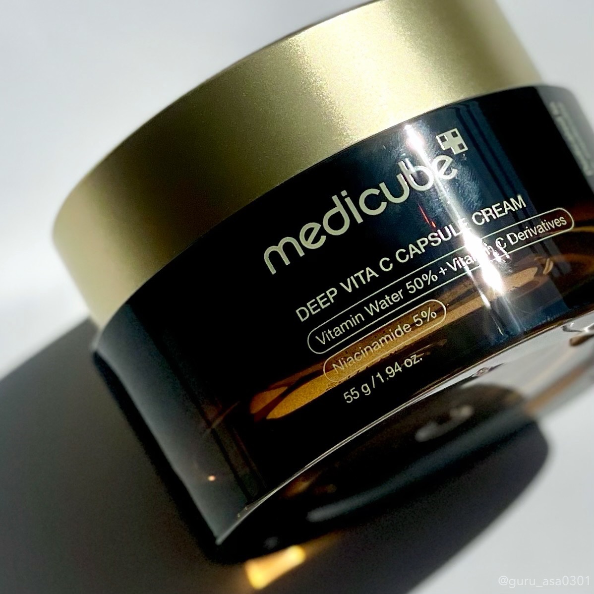 .
#PR #medicube 
@medicube_officialjapan 

メディキューブ人気のディープビタC
シリーズから新発売🆕

肌のくすみやたるみ毛穴にアプローチする
ビタミンCクリーム🍋

◾︎ビタCカプセルクリーム