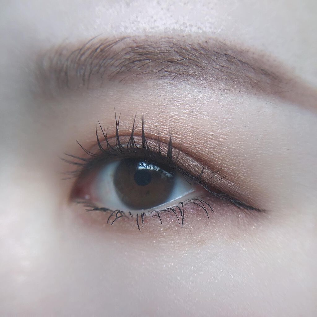 あゆみ on LIPS 「・\#todaysmake/・アイシャドウ☑@diorbeau..」(3枚目)