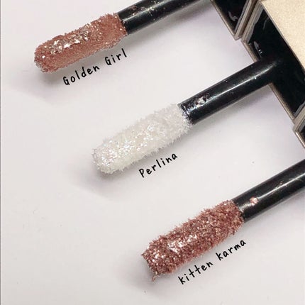 グリッター&グロウ リキッドアイシャドウ/stila/グリッターを使ったクチコミ(3枚目)