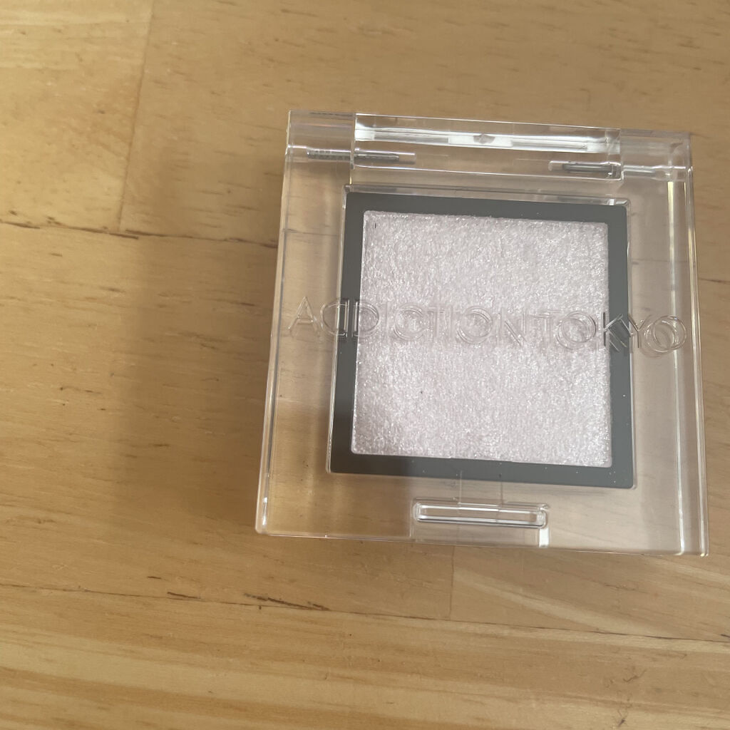 アディクション ザ アイシャドウ スパークル 011SP Snow Storm/ADDICTION/単色アイシャドウを使ったクチコミ（2枚目）