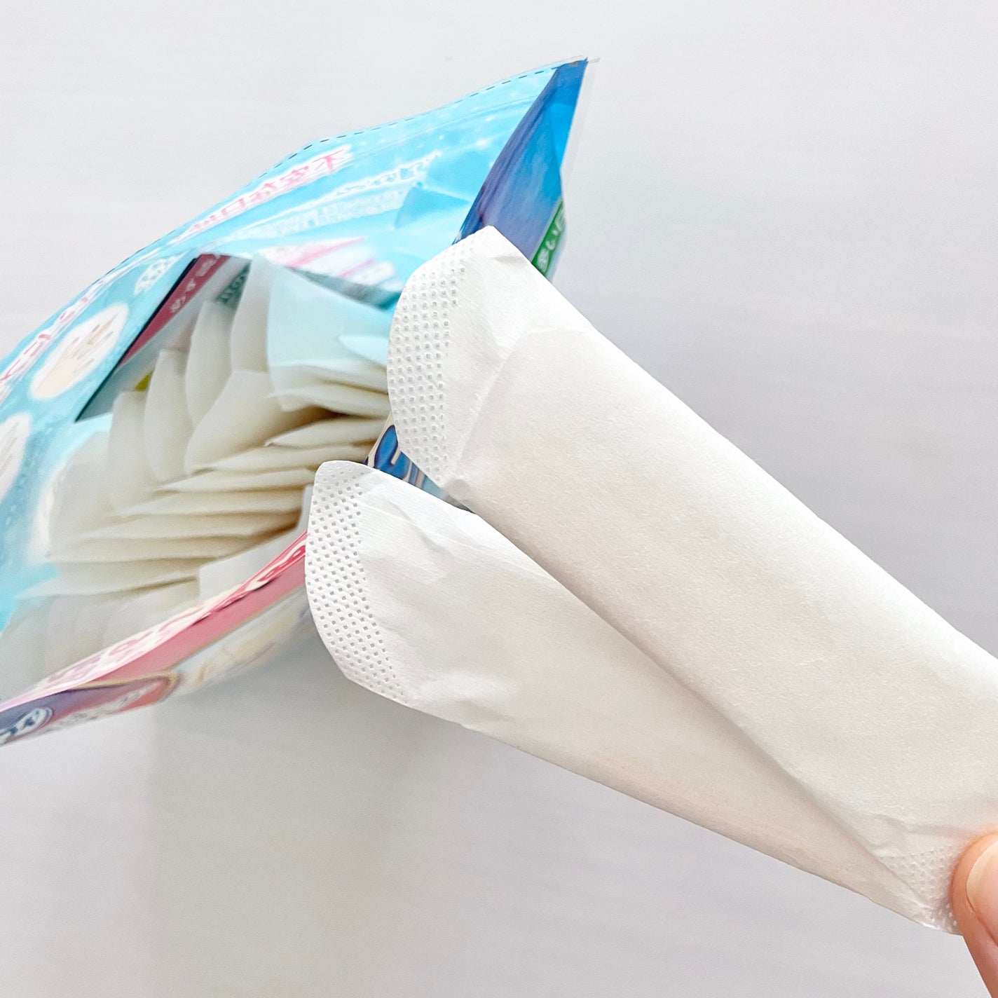 ソフィ シンクロフィット 多い日の昼用/ソフィ/ナプキンを使ったクチコミ(4枚目)