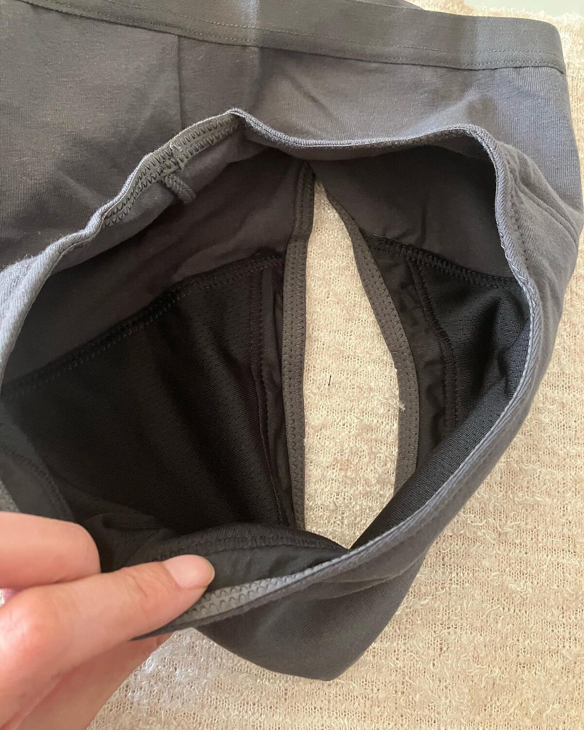 ハピルナサニタリーショーツレギュラータイプ/3COINS/その他生理用品を使ったクチコミ（3枚目）