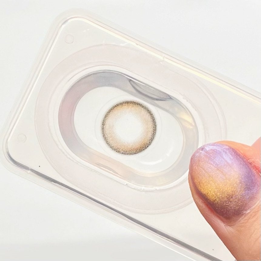 ブラーリング/OLOLA/カラーコンタクトレンズを使ったクチコミ(2枚目)