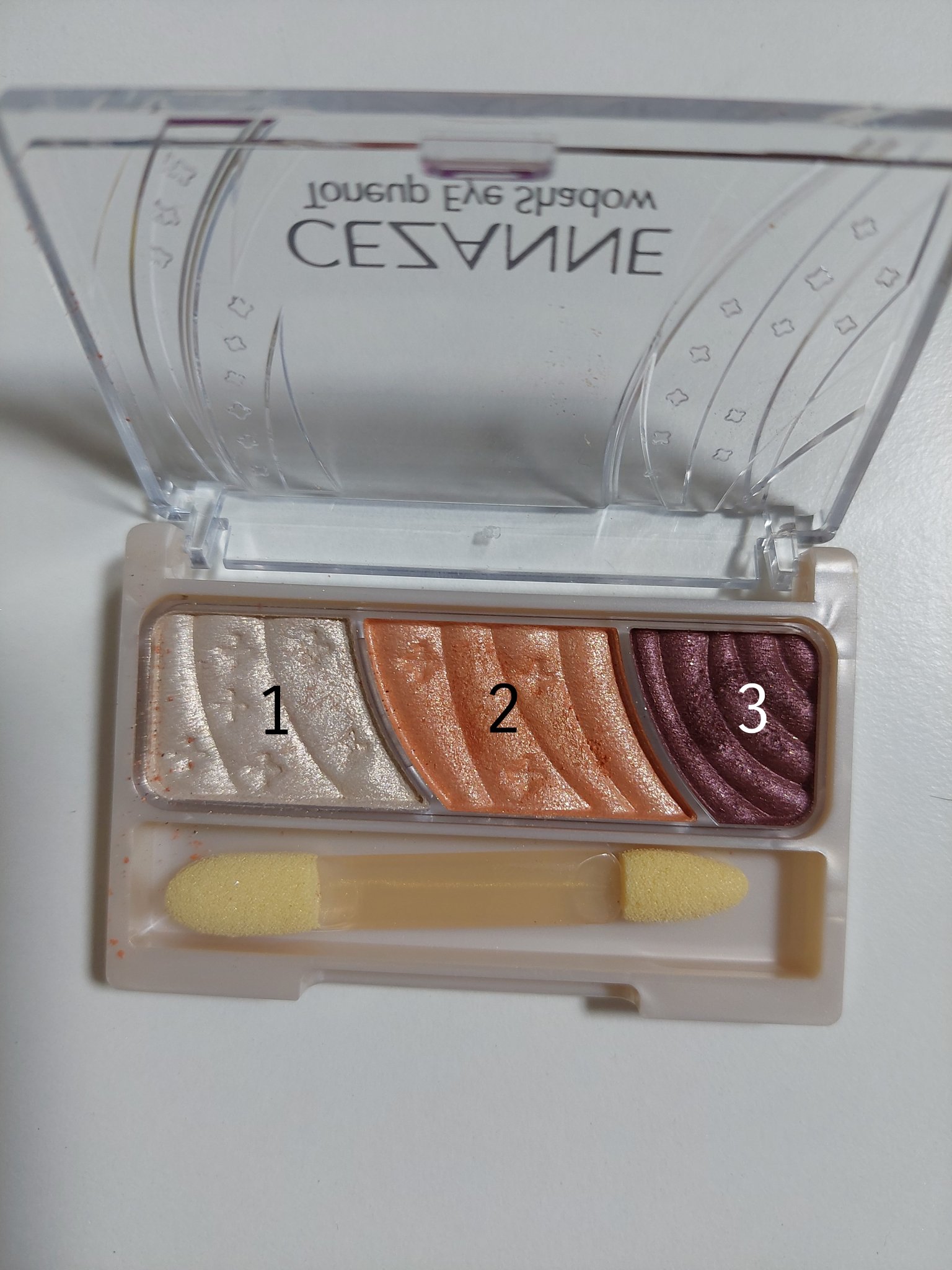 トーンアップアイシャドウ/CEZANNE/アイシャドウパレットを使ったクチコミ（3枚目）