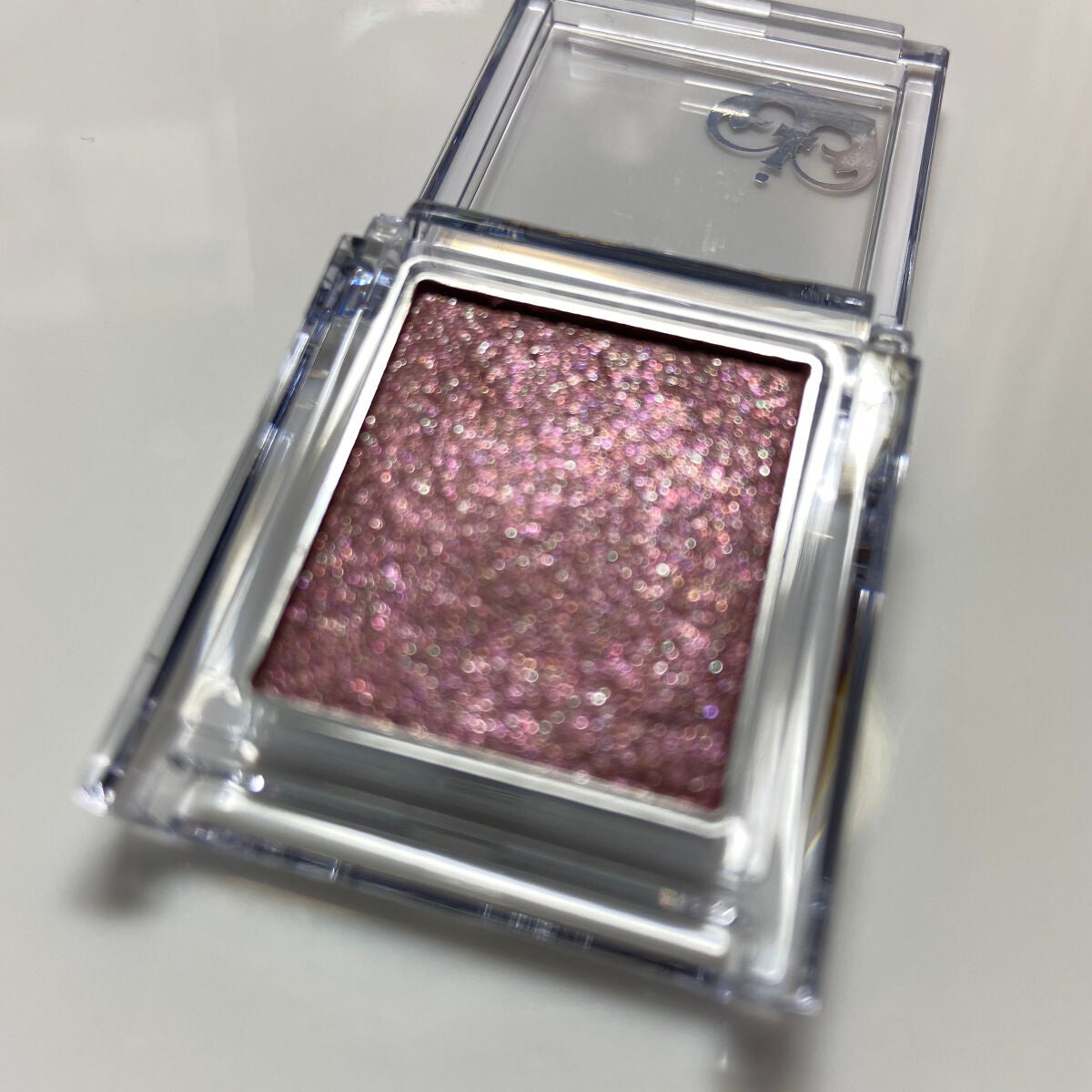 ヴィセ アヴァン シングルアイカラー/Visée/単色アイシャドウを使ったクチコミ(3枚目)