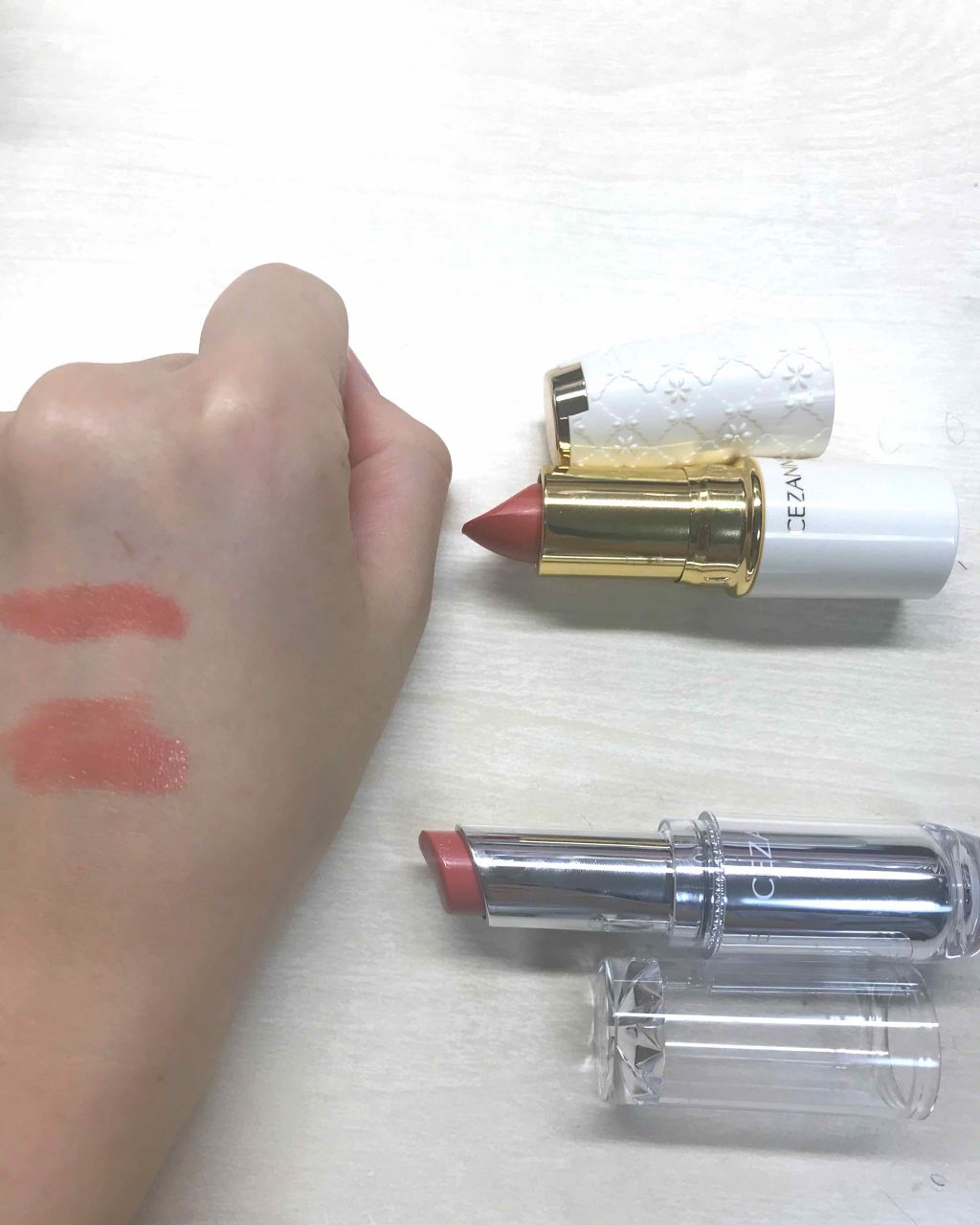 ラスティンググロスリップ/CEZANNE/口紅を使ったクチコミ(2枚目)