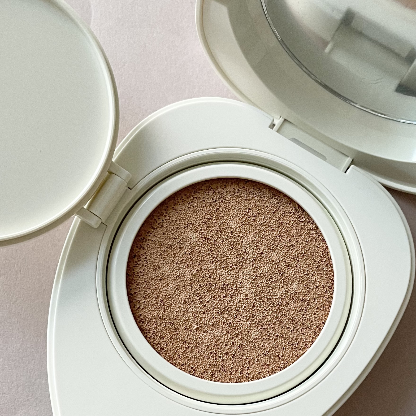 トワタッチ ハートクッション マットカバー/troistouch/クッションファンデーションを使ったクチコミ（3枚目）