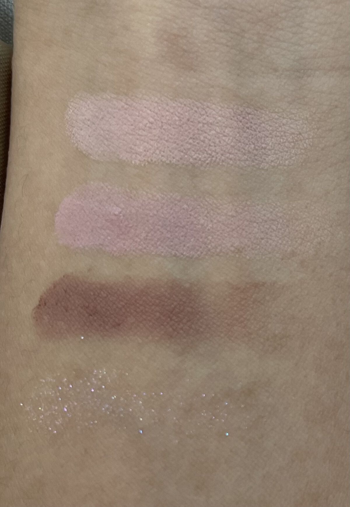 ベターザンアイズ ミルクシリーズ W03 ドライストロベリー/rom&nd/アイシャドウパレットを使ったクチコミ（2枚目）