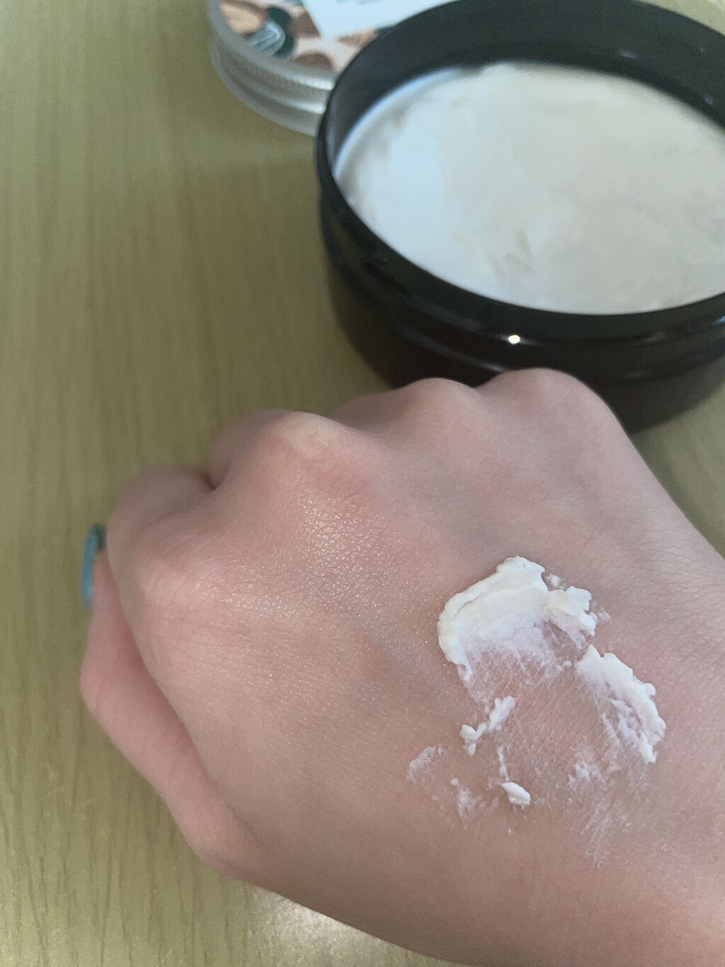 ボディバター シア/THE BODY SHOP/ボディクリームを使ったクチコミ（2枚目）