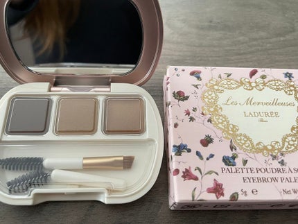 アイブロウ パレット/レ・メルヴェイユーズ ラデュレ/パウダーアイブロウを使ったクチコミ(1枚目)