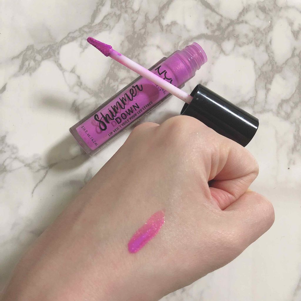 シマーダウンリップグロス/NYX Professional Makeup/リップグロスを使ったクチコミ（2枚目）