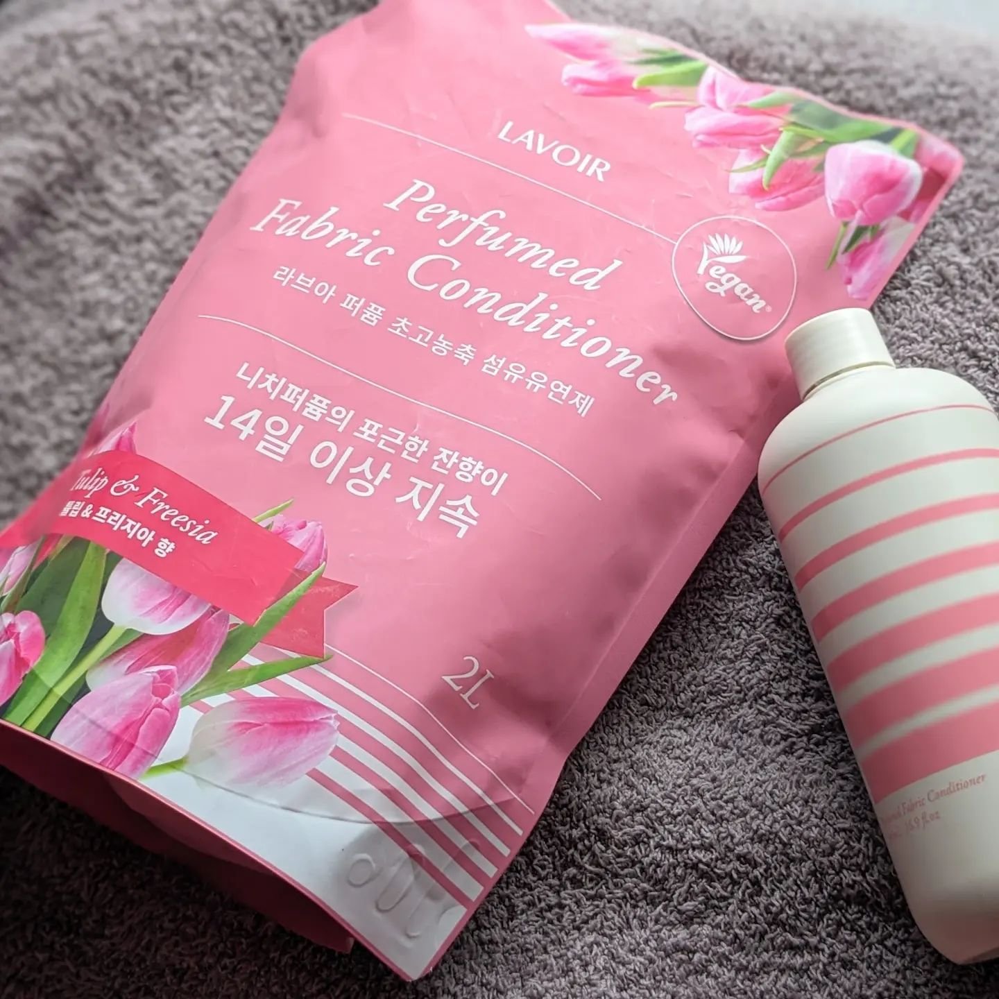 パフュームヴィーガン柔軟剤 チューリップ＆フリージア/LAVOIR/柔軟剤を使ったクチコミ（2枚目）