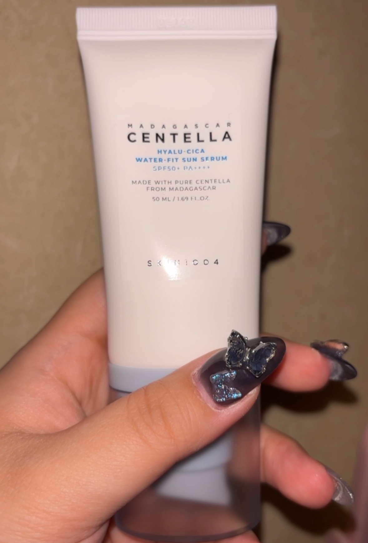 ヒアルーシカ ウォーターフィット サンセラム/SKIN1004/日焼け止めローションを使ったクチコミ（1枚目）