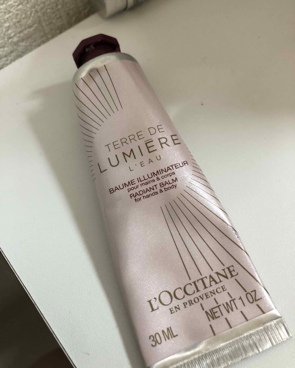 テール ド ルミエール ハンドクリーム/L'OCCITANE/ハンドクリームを使ったクチコミ（1枚目）