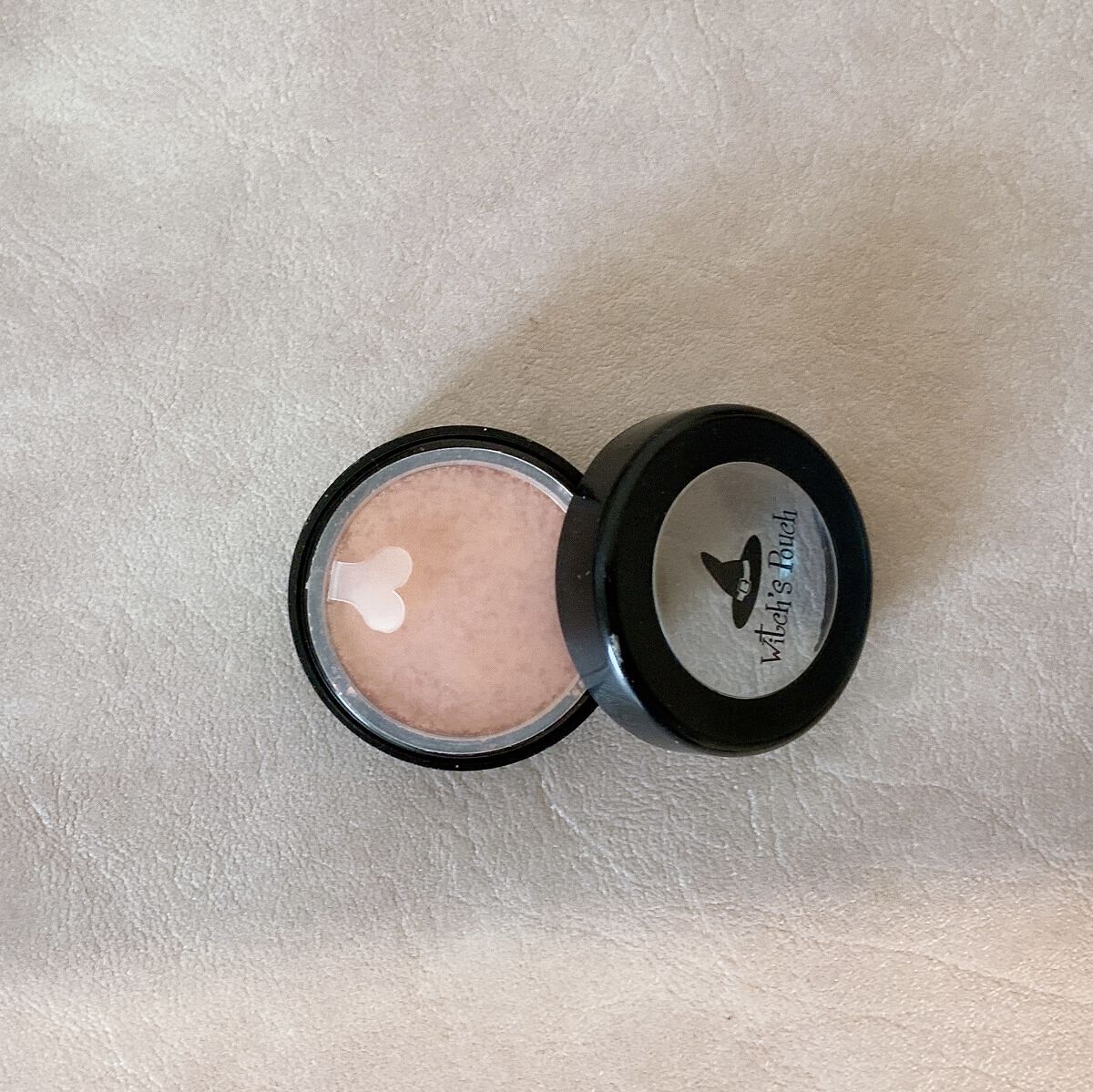 セルフィーフィックスピグメント 05 マイロマンス/Witch's Pouch/単色アイシャドウを使ったクチコミ（2枚目）