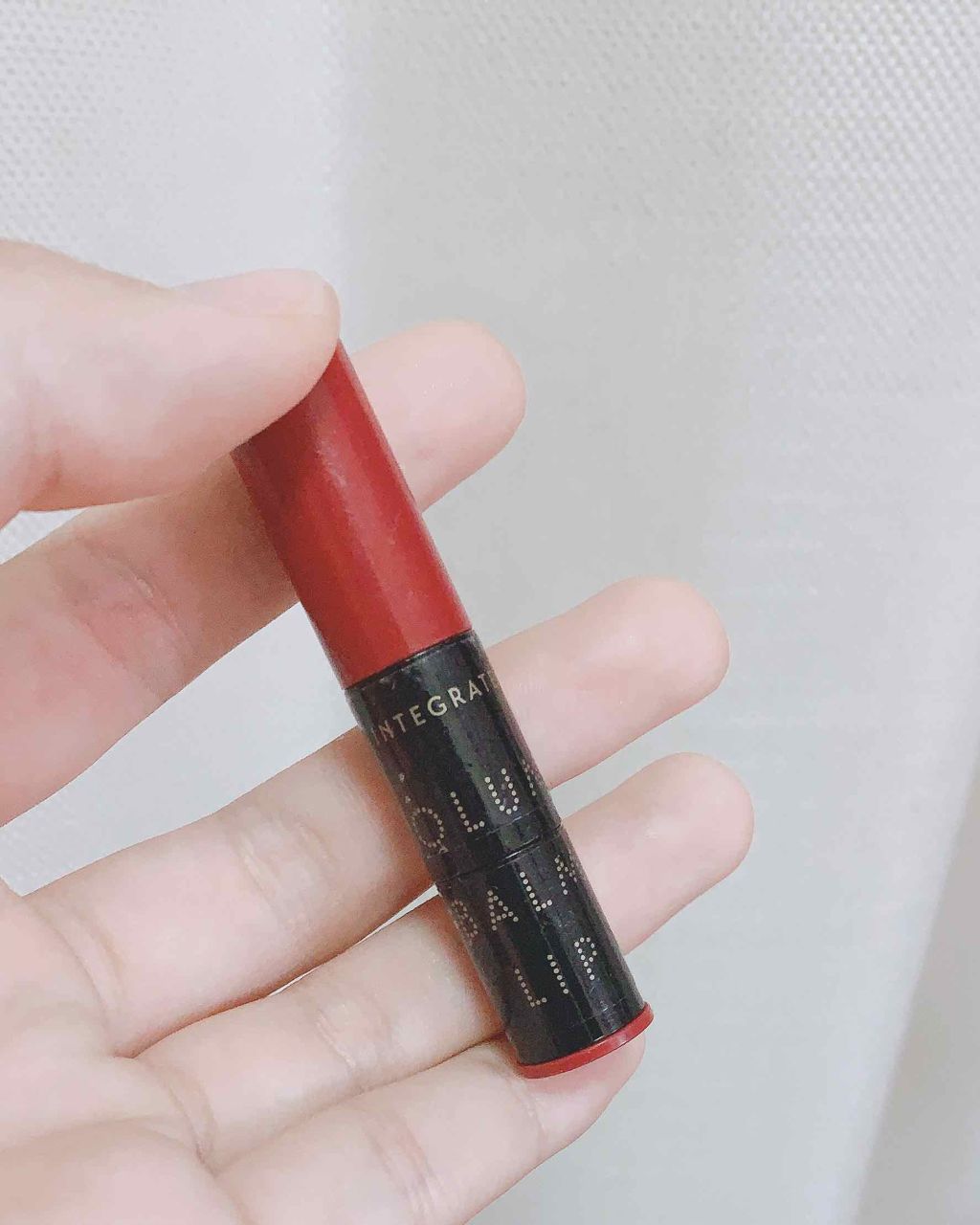 HARUNA. on LIPS 「ローソンで見つけました!資生堂のミニ口紅・リップクリームがセッ..」(1枚目)