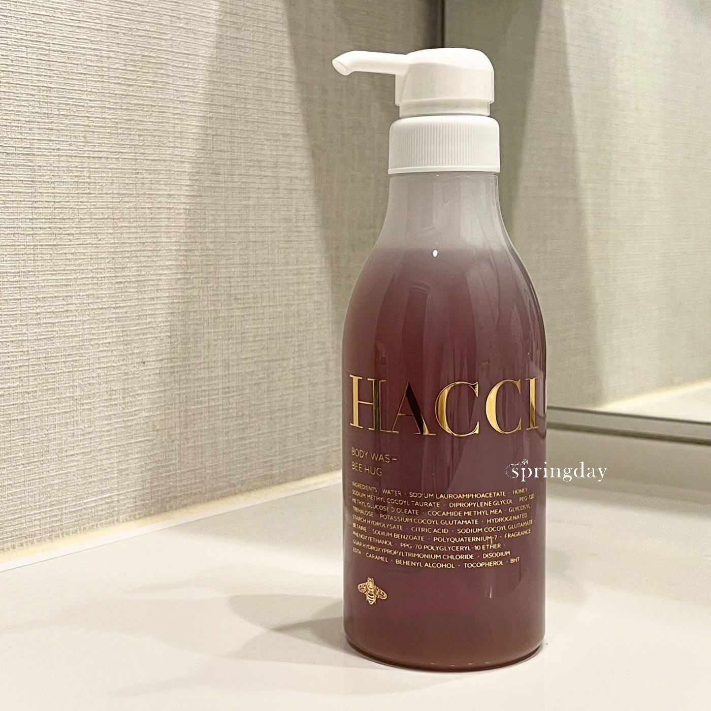 ボディウォッシュ BEE HUG 385mL/HACCI/ボディソープを使ったクチコミ（1枚目）