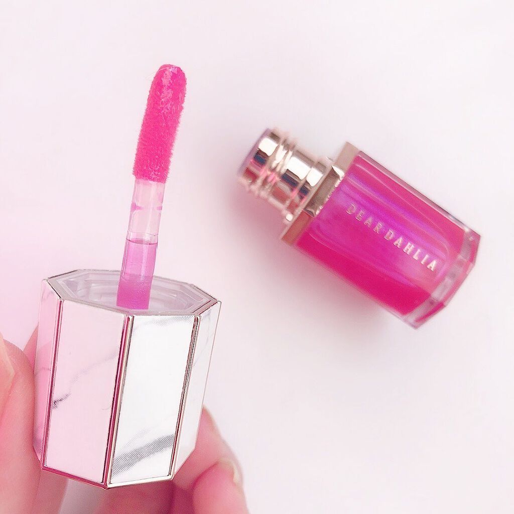 パラダイスオーロラシャインリップトリートメント/DEAR DAHLIA/リップグロスを使ったクチコミ（3枚目）