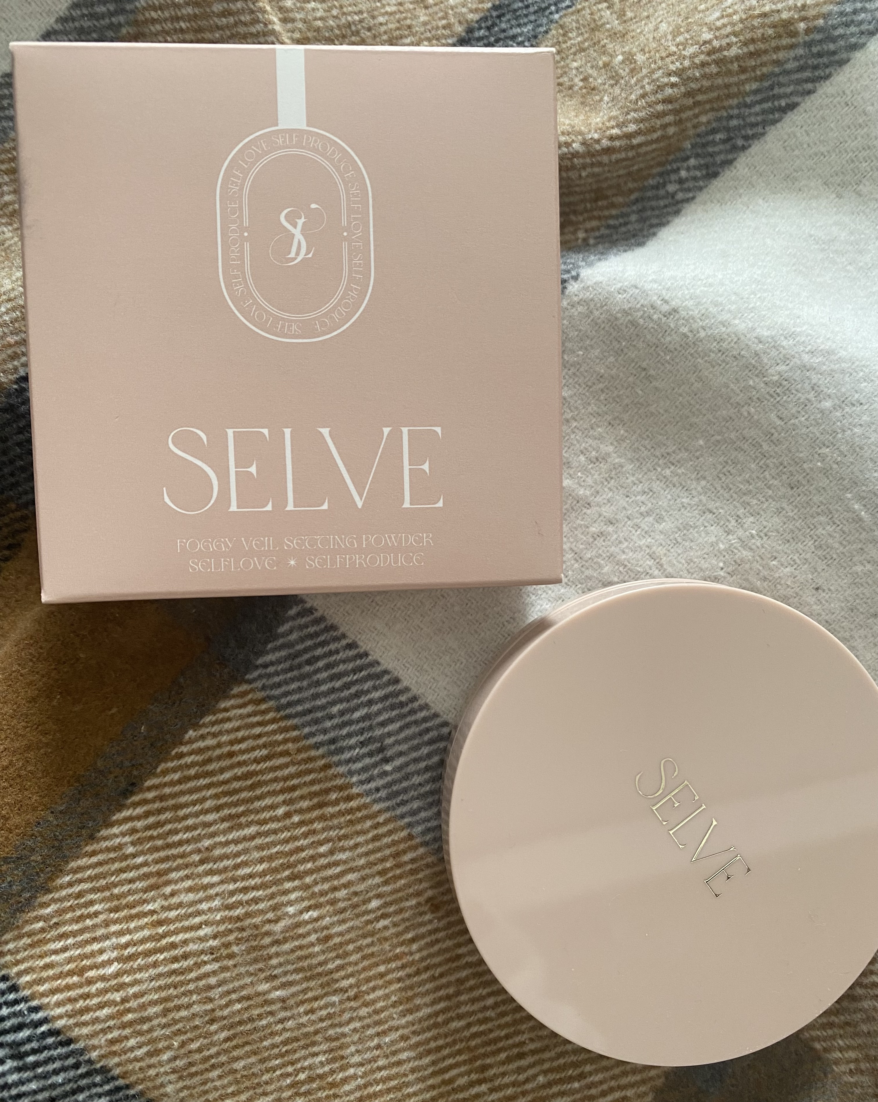 フォギーヴェールセッティングパウダー/SELVE/プレストパウダーを使ったクチコミ（3枚目）