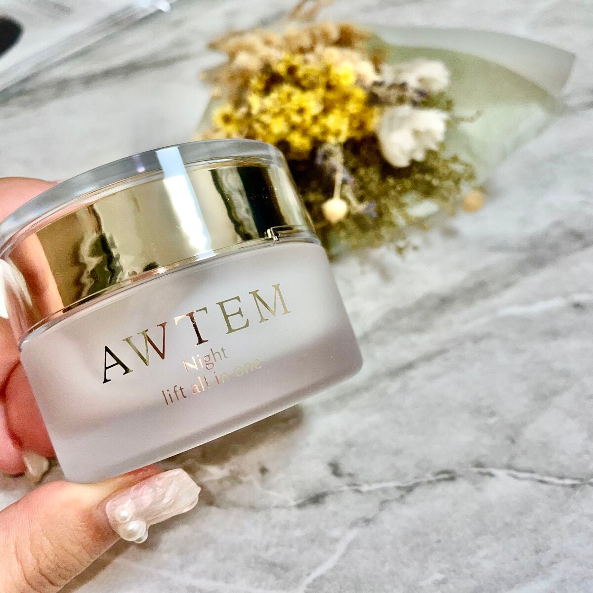 ナイトリフトオールインワン(夜⽤ジェルクリーム)/AWTEM/オールインワン化粧品を使ったクチコミ(1枚目)