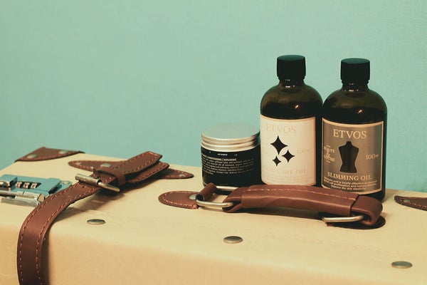 旅行用化粧品おすすめ12選!ポーチの中身を減らすコツや小分け方法も紹介