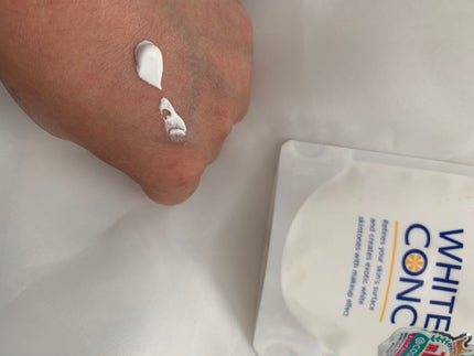 薬用ホワイトコンク ホワイトニングCC CII/ホワイトコンク/ボディクリームを使ったクチコミ(3枚目)