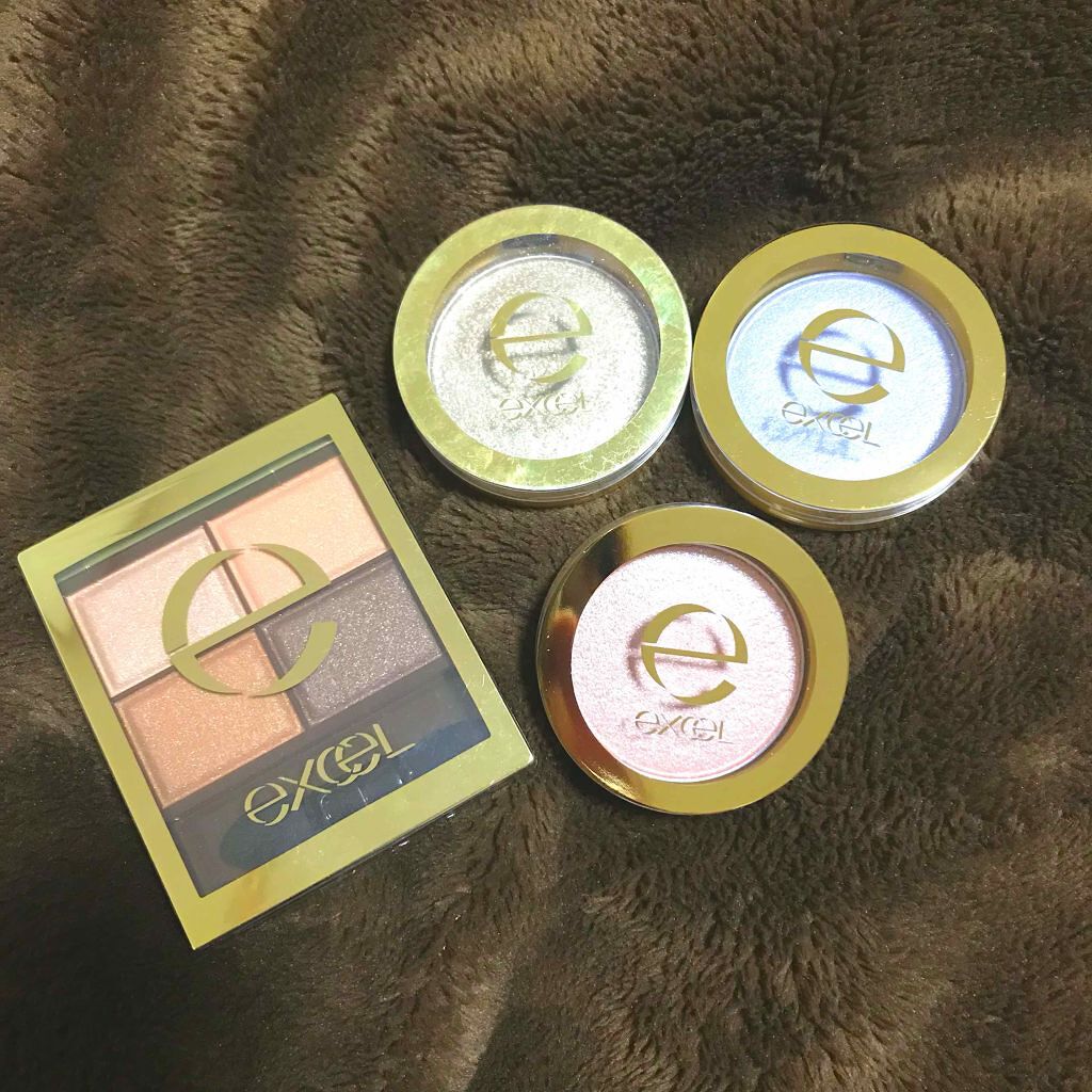 シャイニーシャドウ N/excel/単色アイシャドウを使ったクチコミ（1枚目）