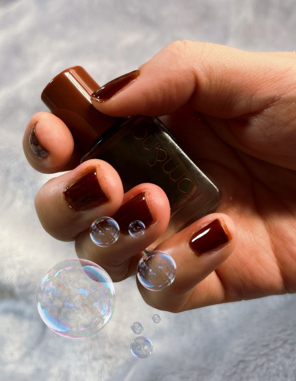 ムードペブルネイル 09 AMBER（アンバー）/rom&nd/マニキュアを使ったクチコミ（1枚目）