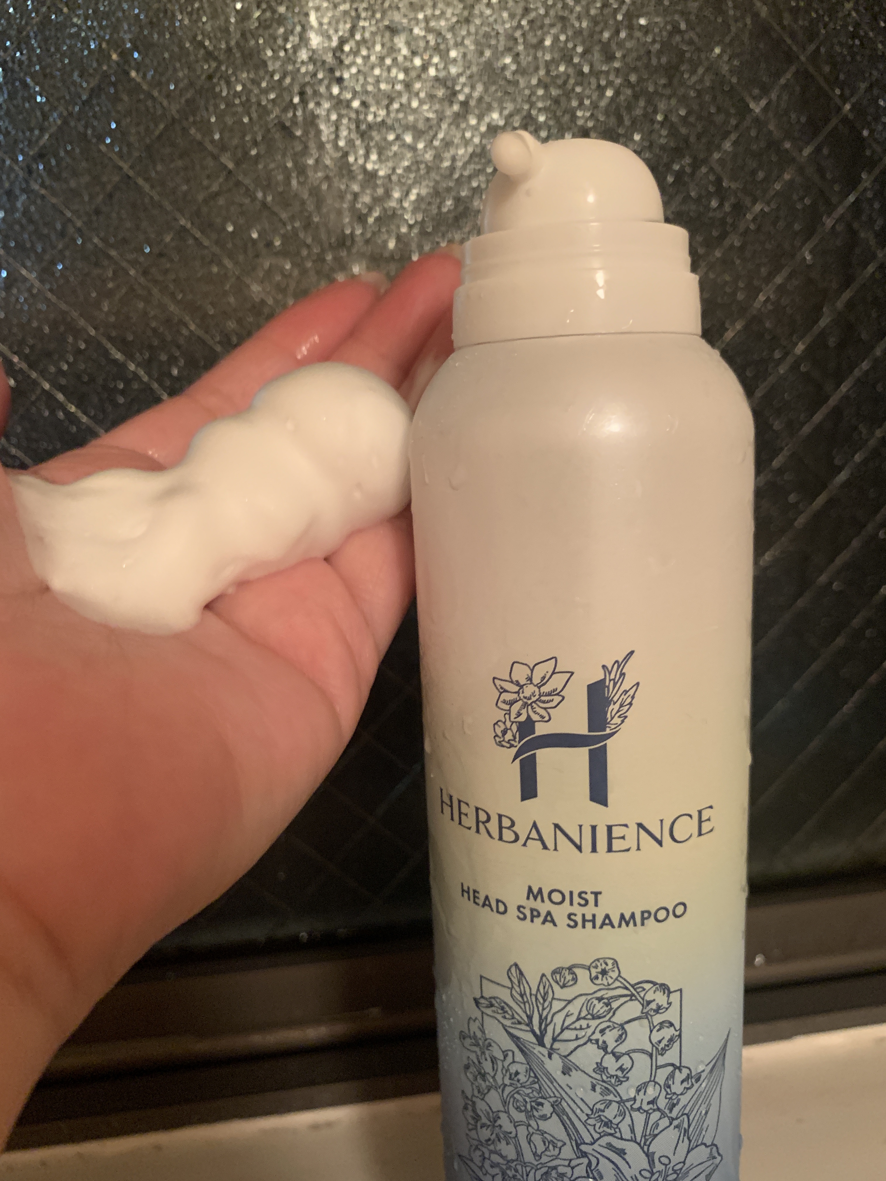 炭酸モイストスパシャンプー/HERBANIENCE/市販シャンプーを使ったクチコミ（2枚目）