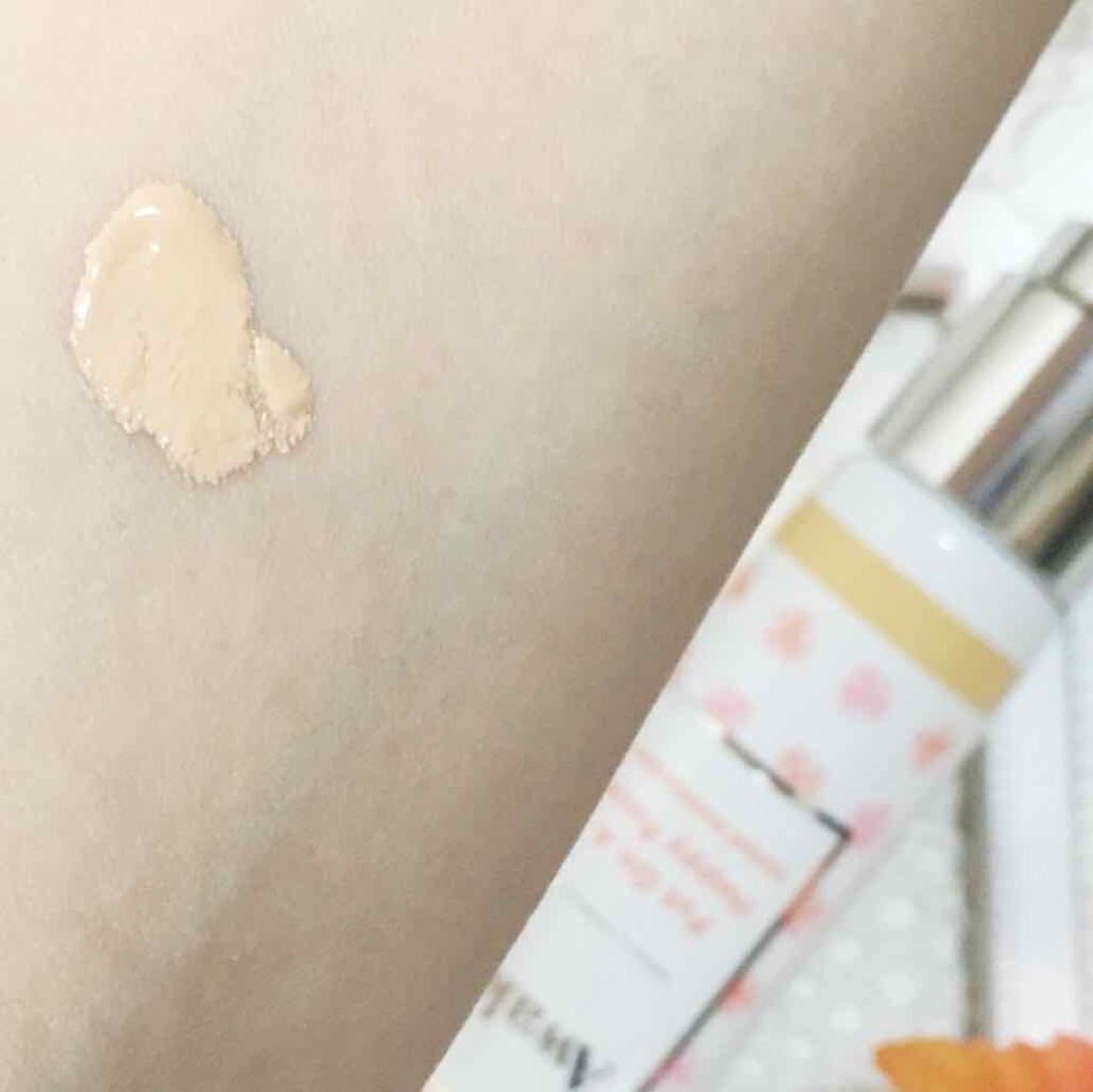 プットオンアハッピーフェイス ティンティド モイスチュアライザー/Awake/CCクリームを使ったクチコミ(2枚目)