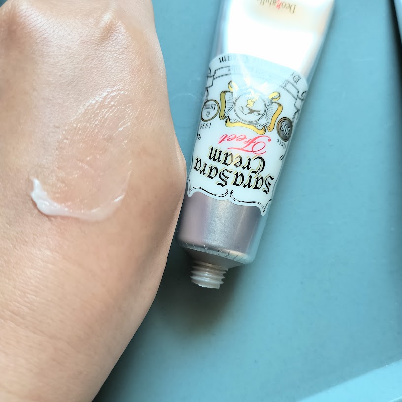 薬用足指さらさらクリーム/デオナチュレ/デオドラント・制汗剤を使ったクチコミ（2枚目）