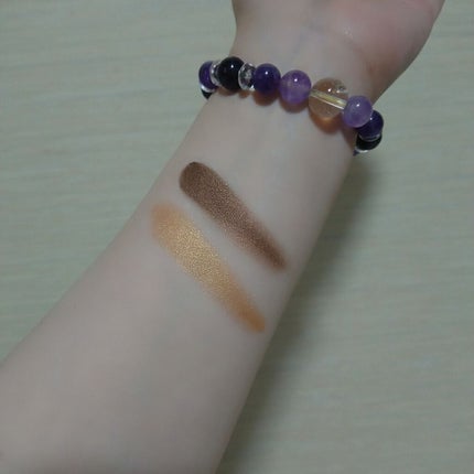 ツイン カラー アイシャドウ 05 ゴールド系/ちふれ/アイシャドウパレットを使ったクチコミ(3枚目)