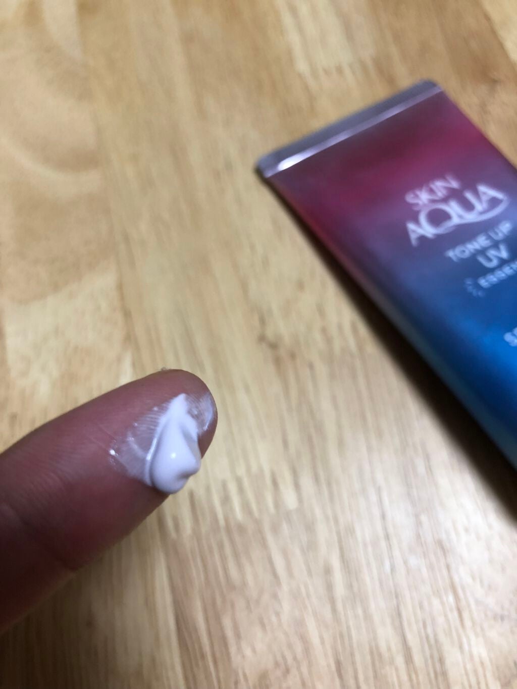 スキンアクア トーンアップUVエッセンス/スキンアクア/日焼け止めクリームを使ったクチコミ(3枚目)