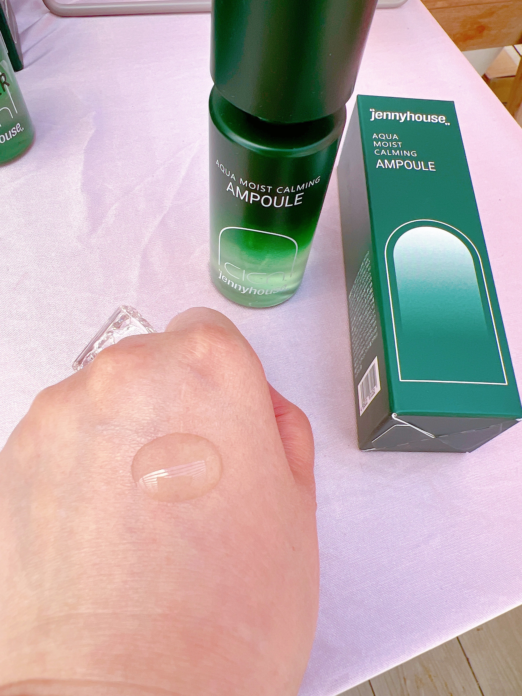 アクア モイスト カーミング アンプル/jenny house/美容液を使ったクチコミ（3枚目）