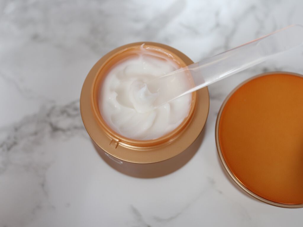 スペシャルインクリーム/エクイタンス/フェイスクリームを使ったクチコミ(2枚目)