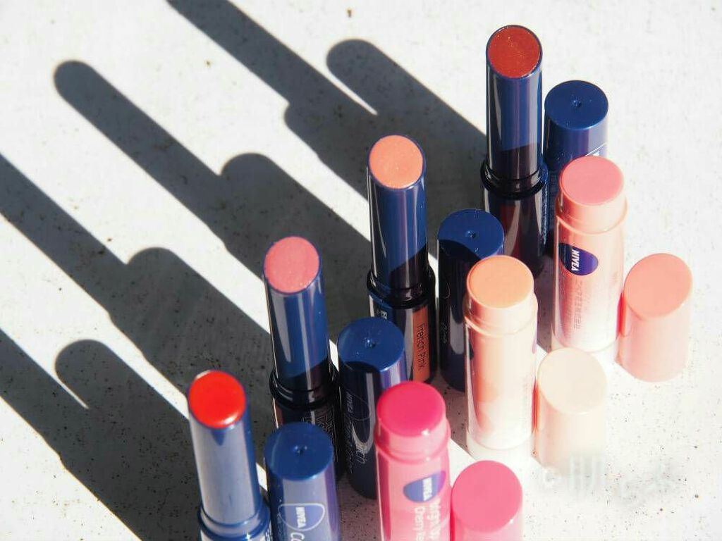 モイストピュアカラーリップ/ニベア/リップクリームを使ったクチコミ（3枚目）