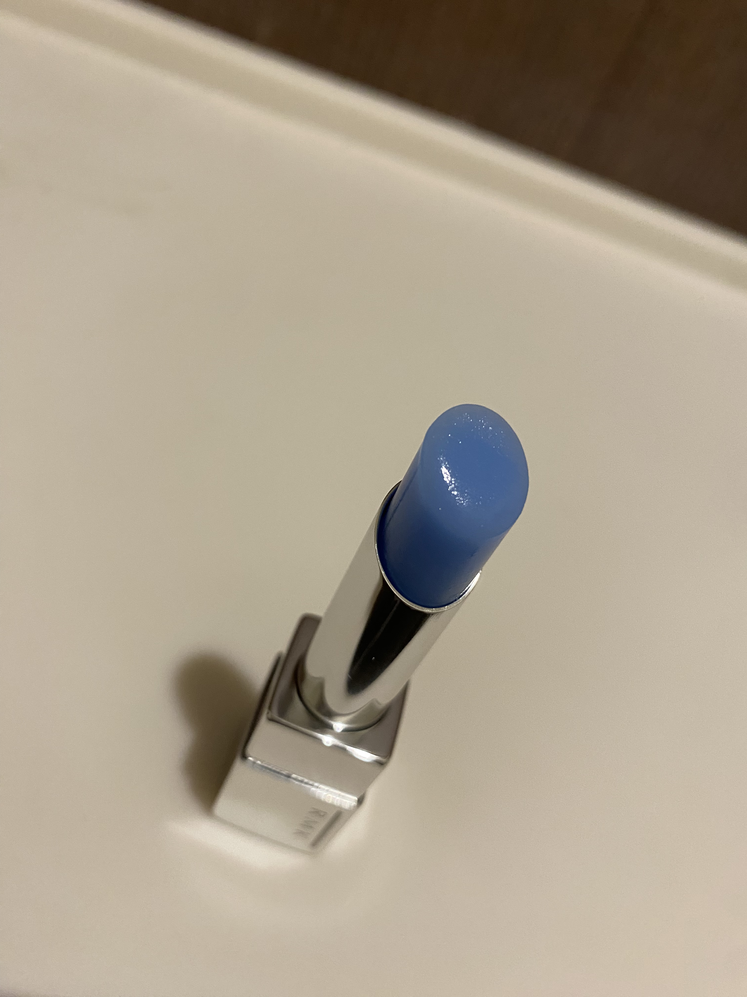 RMK リップベース モイストのクチコミ「これを買うつもりではなかった(°▽°)
本当はチューブの香りも良いと噂のリップケアを買うつもり.....」（3枚目）