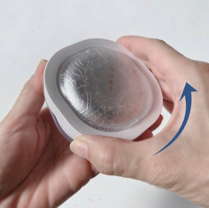 玉養桃花 ルースパウダー/花西子/ルースパウダーを使ったクチコミ(2枚目)