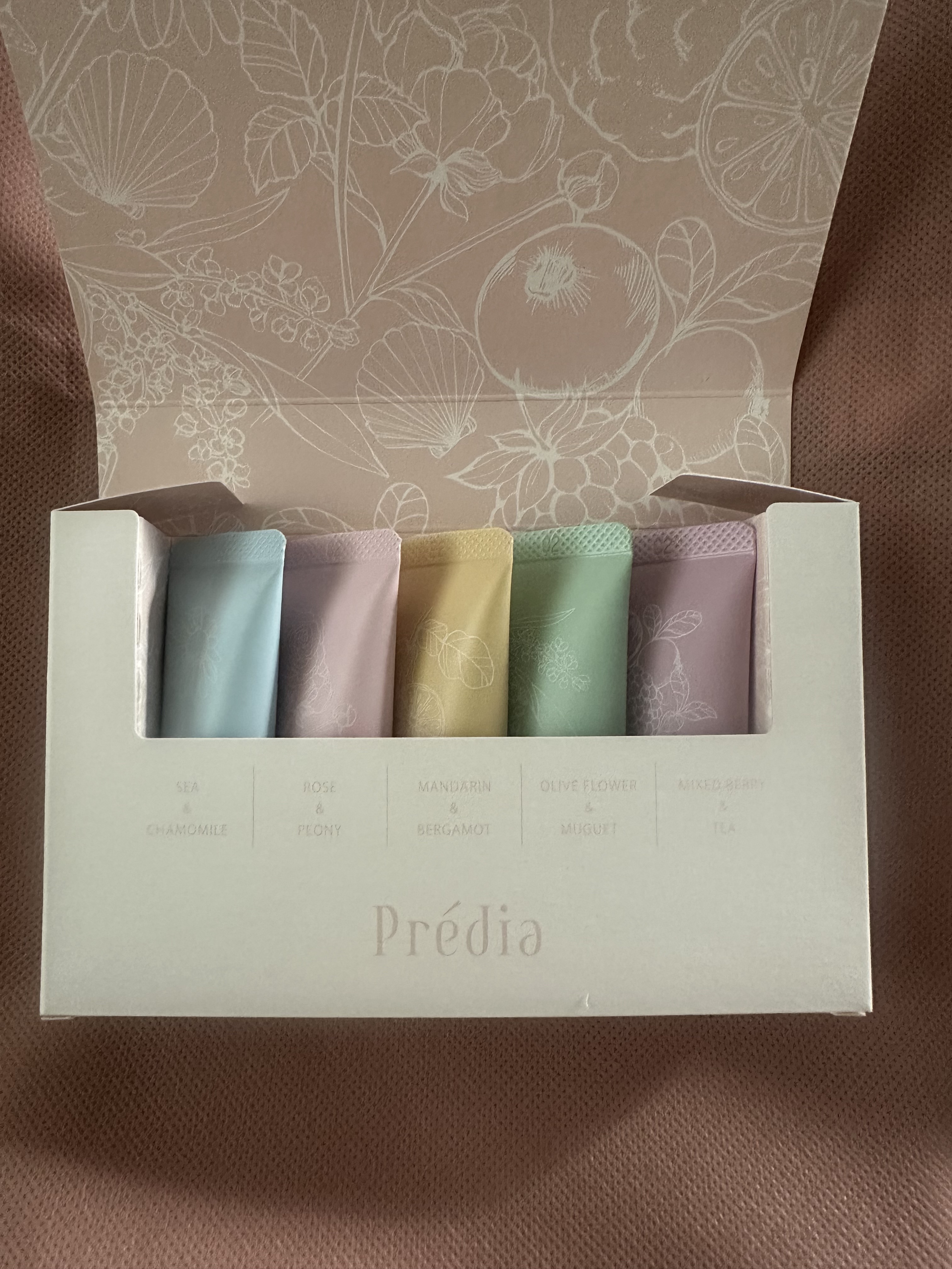 薬用 ハンドセラム コレクション/Prédia/ハンドクリームを使ったクチコミ（1枚目）