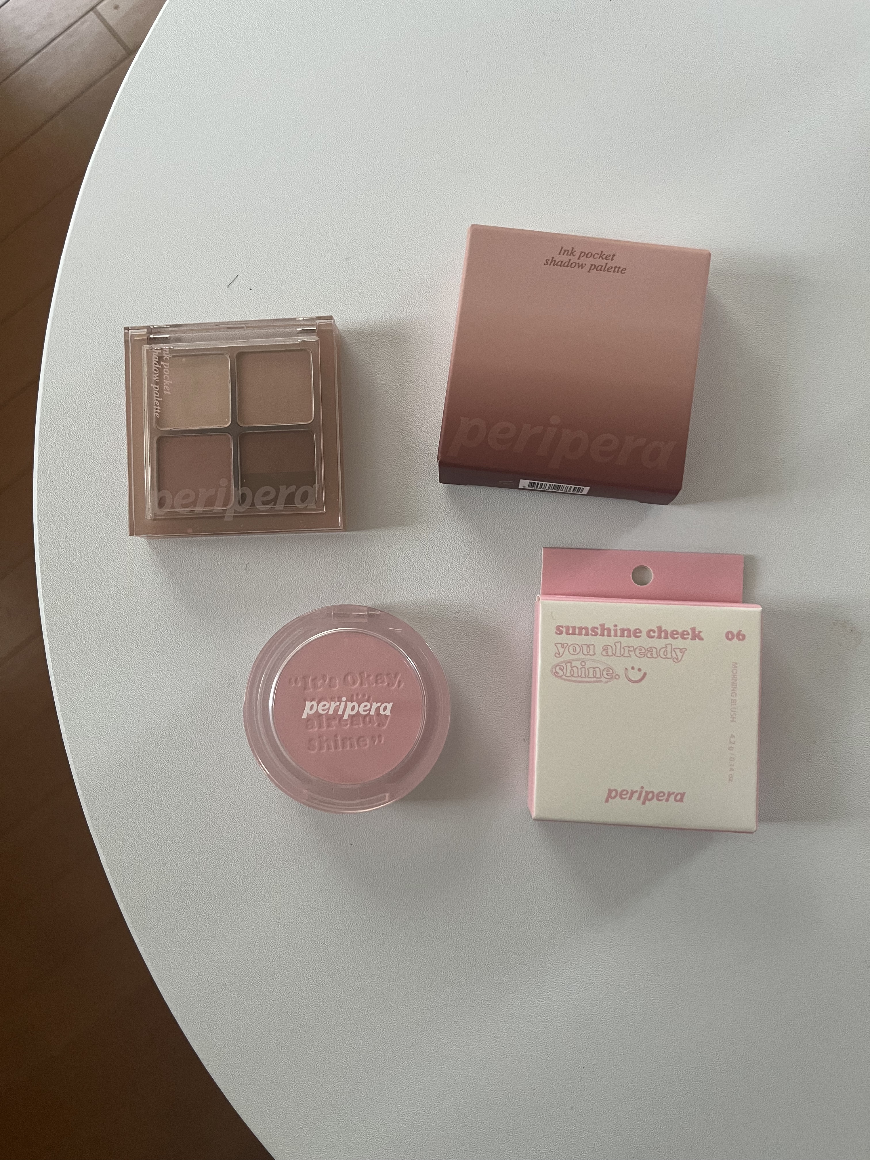 ペリペラ インク ポケット シャドウ パレット 04 ミュートを分かった感じ(YOU KNOW WHAT MUTE IS)/PERIPERA/アイシャドウパレットを使ったクチコミ（3枚目）